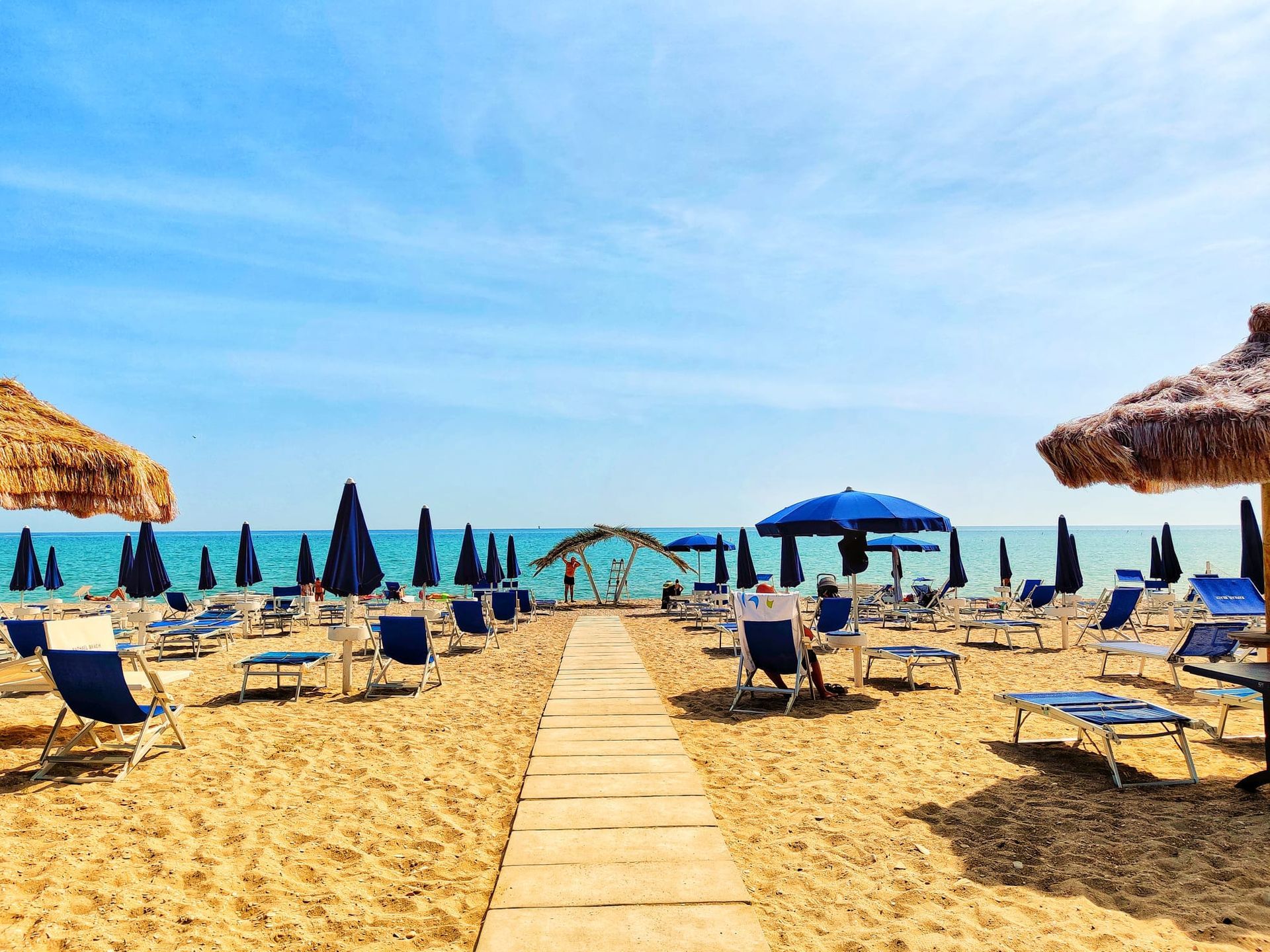 La Spiaggia Di Raphael Beach A Civitanova Marche